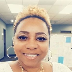 Meet your Posher, Tonya